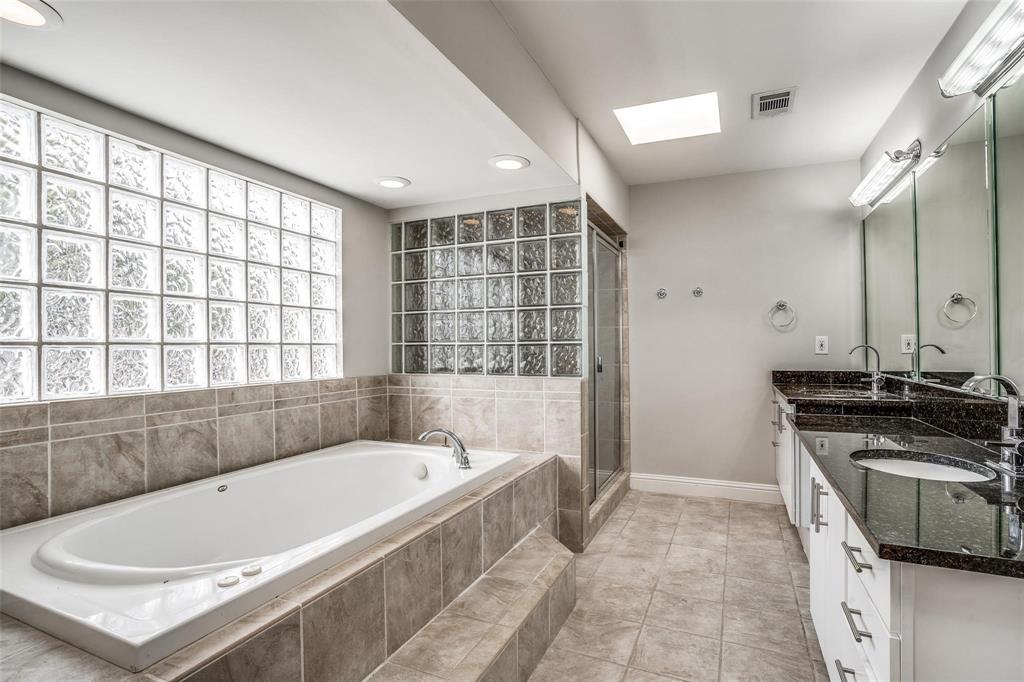 Travis Ave Condo 4231-4233 - Residential Lease