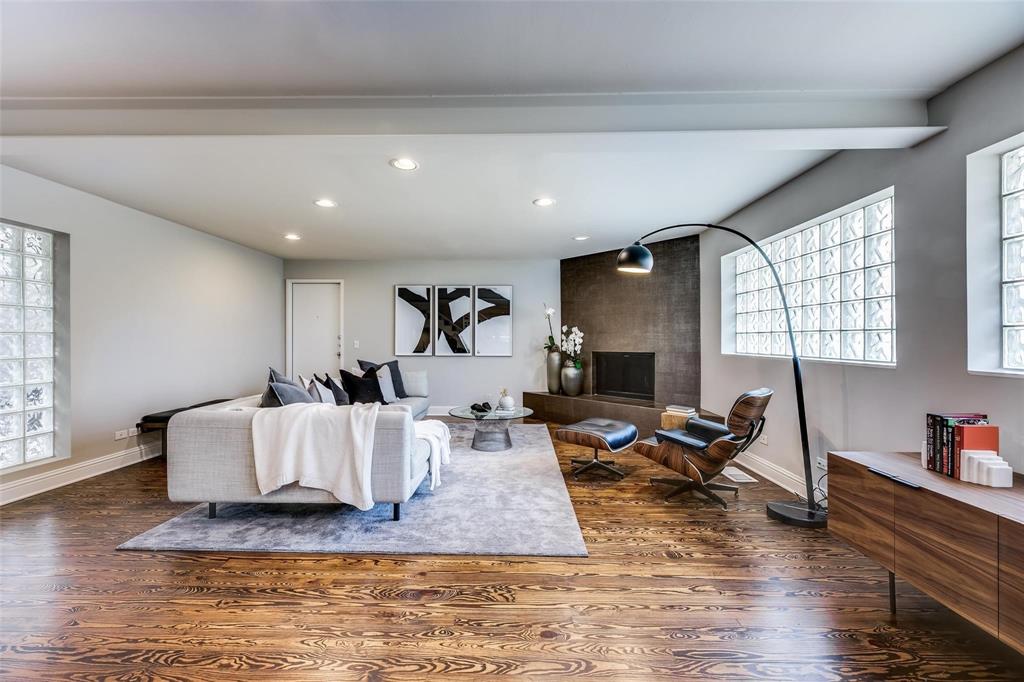 Travis Ave Condo 4231-4233 - Residential Lease