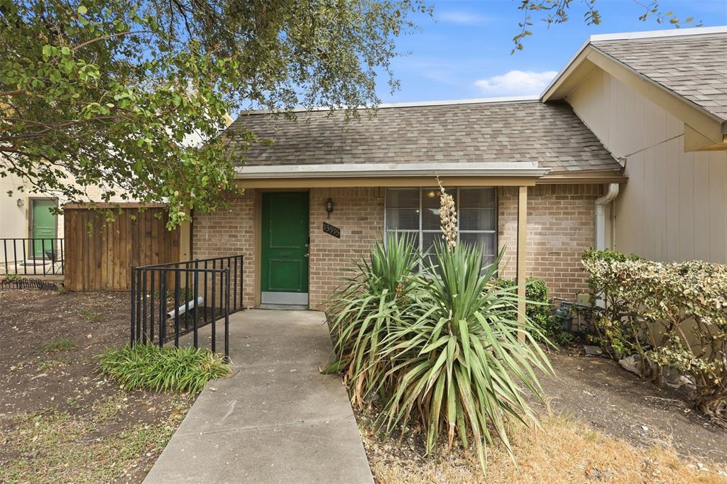 13915 Brookgreen Drive