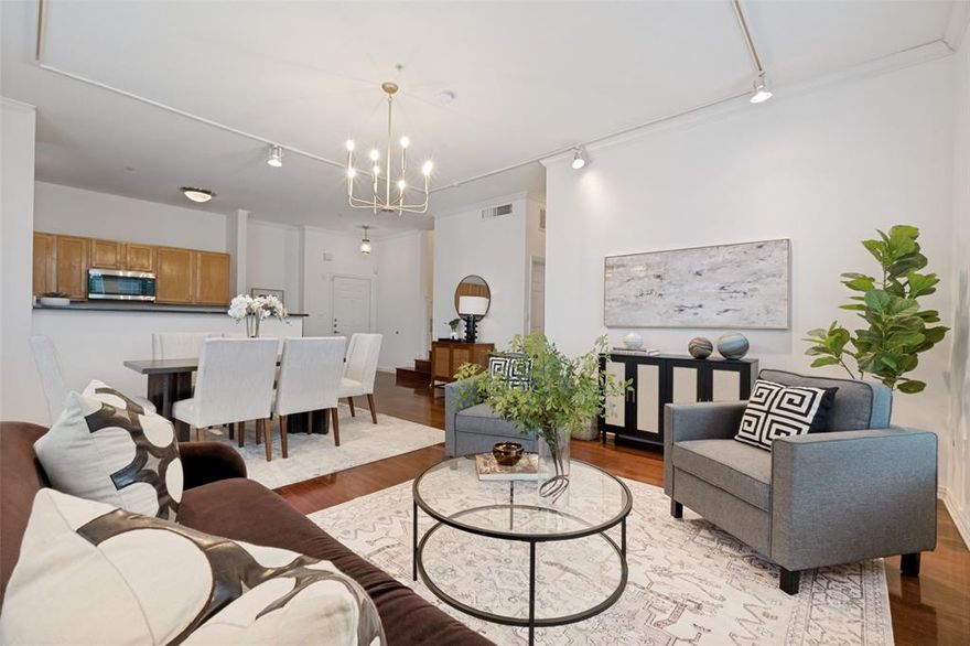 Location, location, location! Recently updated to include new modern carpet and fresh paint throughout the space! Imagine a
blank canvas that blends function and design opportunities for your personal vision to come to fruition! The kitchen is
outfitted with granite countertops and stainless steel appliances that all convey. Charming built in journaling desk in the
entry. Primary bedroom has incredible corner view of downtown and a wonderful walk in closet dressed out with Elfa
components. TTHREE BEDROOMS ARE A RARE COMMODITY IN CONDO LIVING! This open design marries form and convenience all in the midst of one of Dallas's most envied walkable neighborhoods. Enjoy quiet
living with no one living above you! Soaring ceilings, open design, and spacious rooms are just a
few things you'll love about this floor plan. Very rare to market, this three-bedroom home is a corner
unit with incredible views of Downtown and the treed streets of State Thomas. From the panorama
of windows, natural light magnifies the Dallas skyline and reminds you, you're just steps from
downtown and the cultural districts. Pet friendly building with private gated park. Resort pool with
spacious amenity deck, fitness room and 24 hour 7 day a week concierge. Walk to to galleries, theaters, and cafés,
or retreat to your elevated, peaceful space above it all.
It’s a home for someone who desires being immersed in Dallas culture and embracing the urban
lifestyle with walkability, and every convenience outside your door step. This blank canvas at the
prestigious Belvedere awaits your vision!