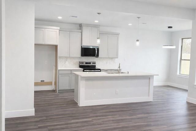 New Town Dupcard - Residential