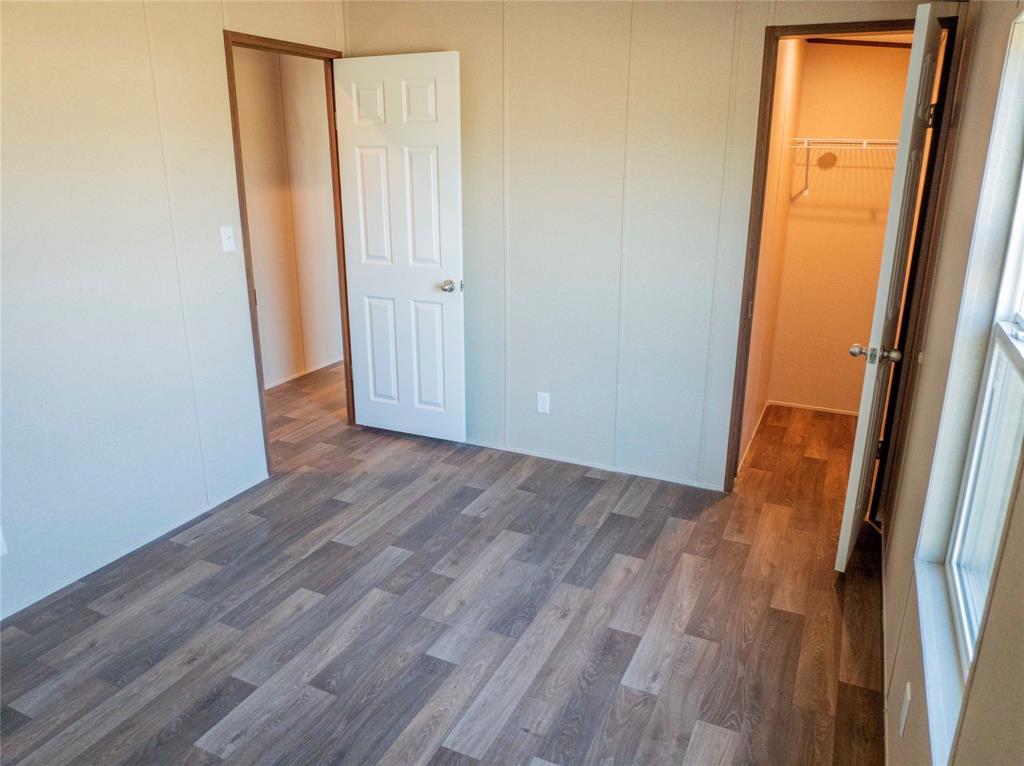 WALDEN ESTATES - Residential