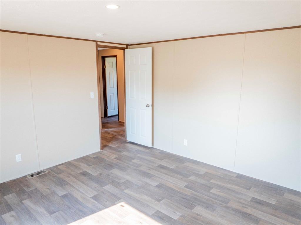 WALDEN ESTATES - Residential