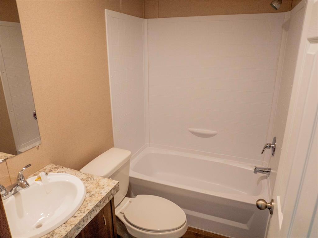 WALDEN ESTATES - Residential