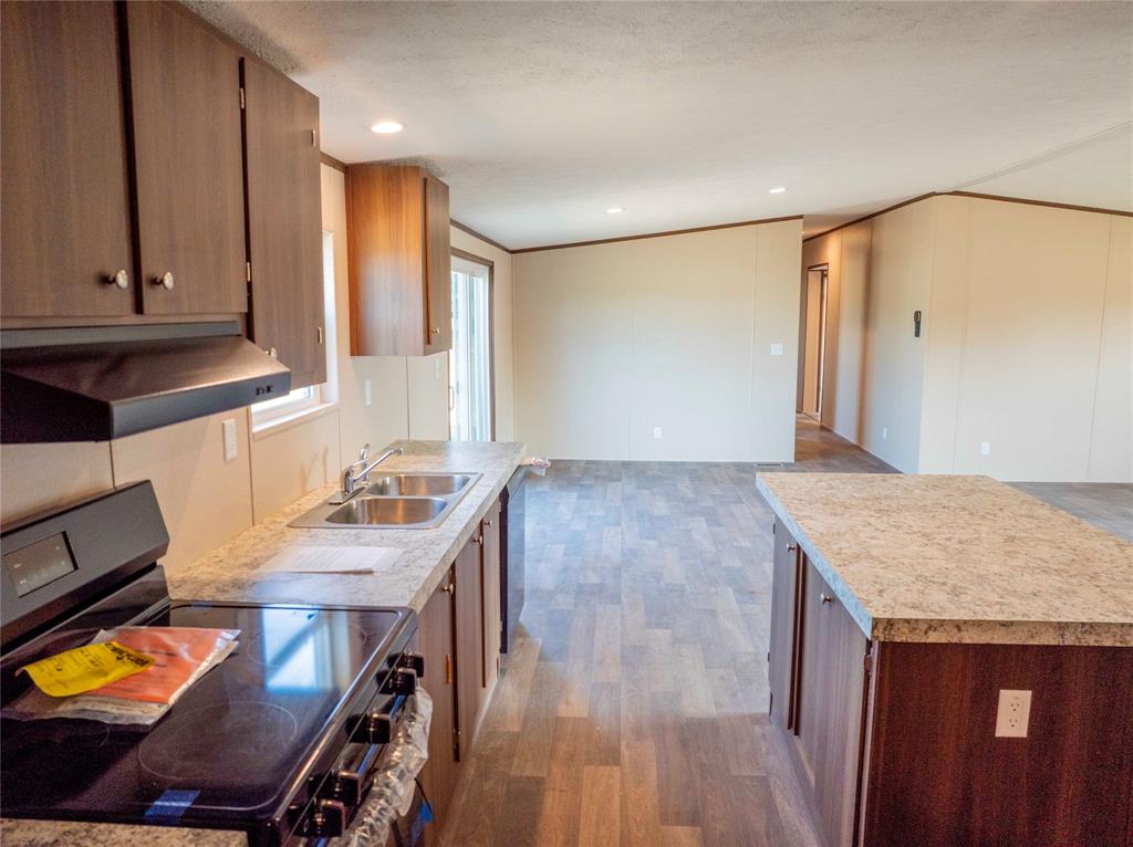 WALDEN ESTATES - Residential