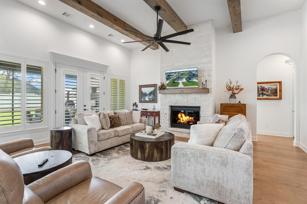 2156 Middlewood Circle