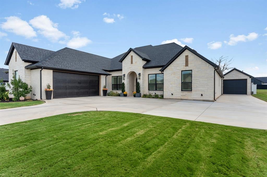 2156 Middlewood Circle