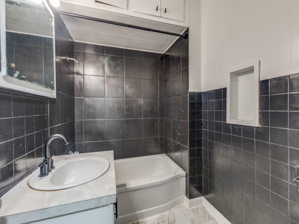 Lakeland Terrace - Residential Lease