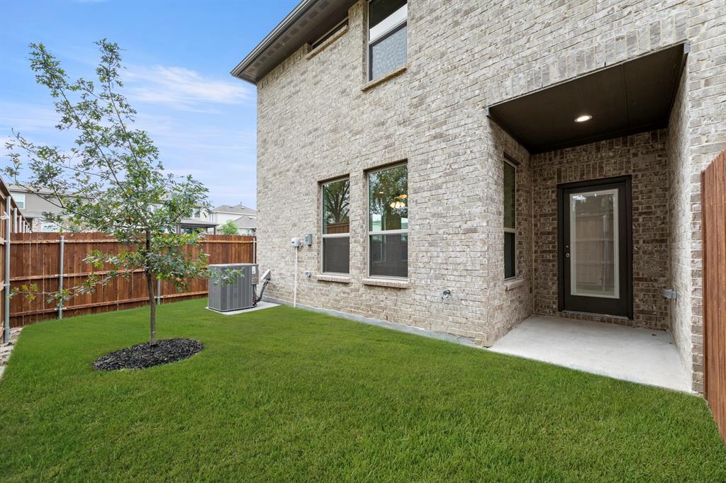 Sereno Oaks at Buckner Terrace - Residential