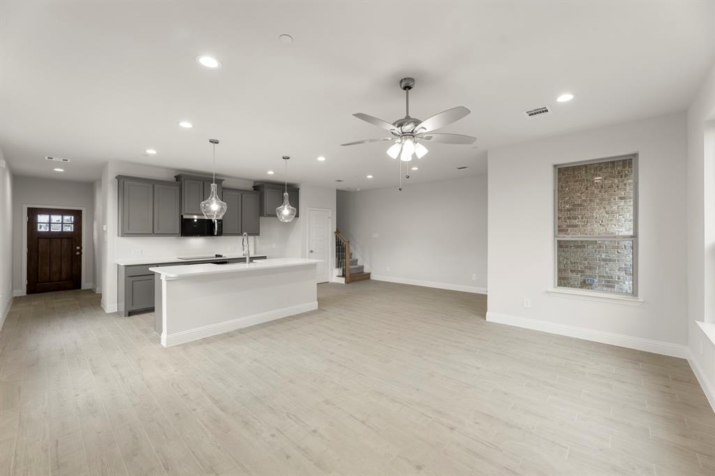 Sereno Oaks at Buckner Terrace - Residential