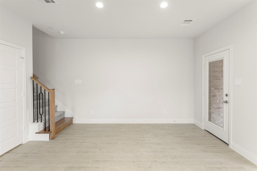 Sereno Oaks at Buckner Terrace - Residential