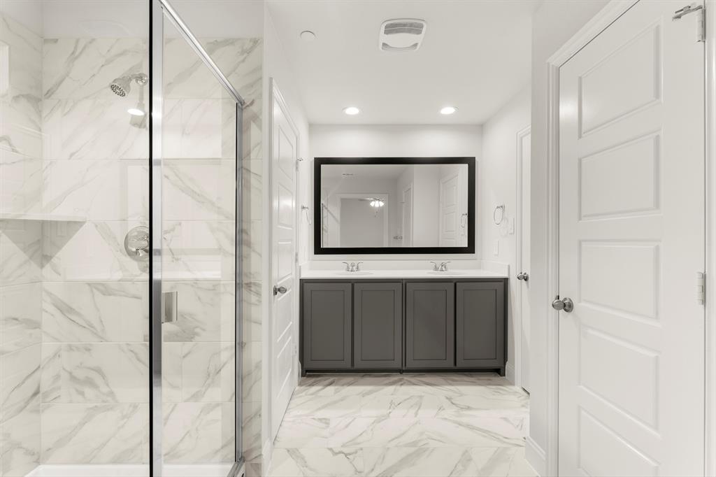 Sereno Oaks at Buckner Terrace - Residential