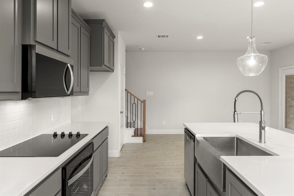 Sereno Oaks at Buckner Terrace - Residential