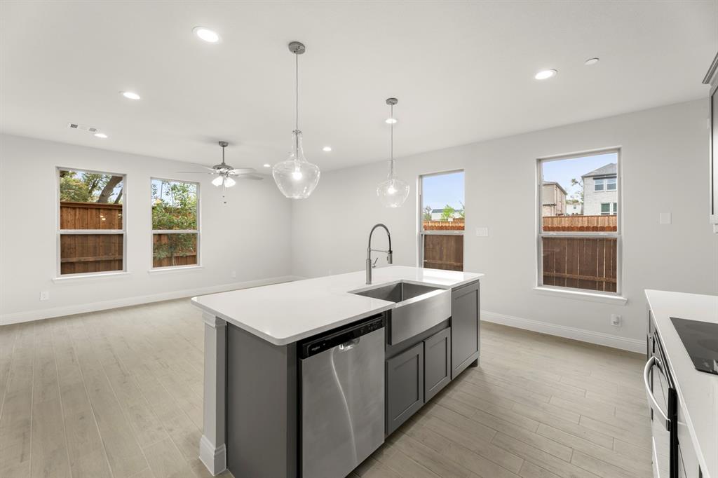 Sereno Oaks at Buckner Terrace - Residential