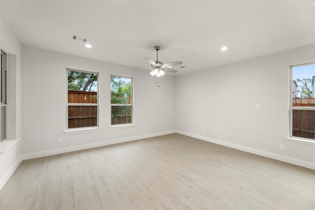 Sereno Oaks at Buckner Terrace - Residential