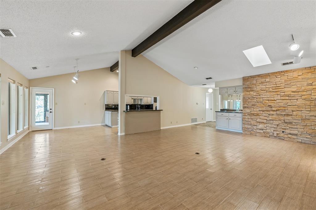 Lake Brenda - Residential