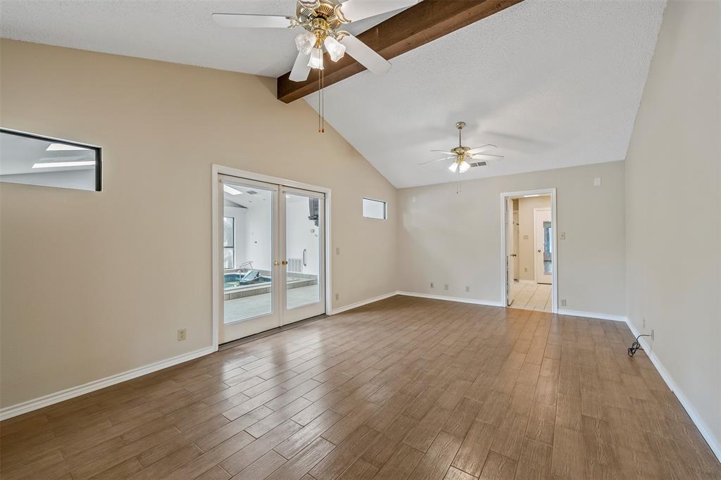 Lake Brenda - Residential