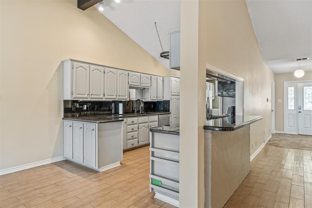 Lake Brenda - Residential