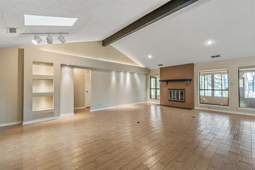 Lake Brenda - Residential