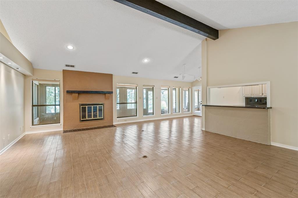 Lake Brenda - Residential