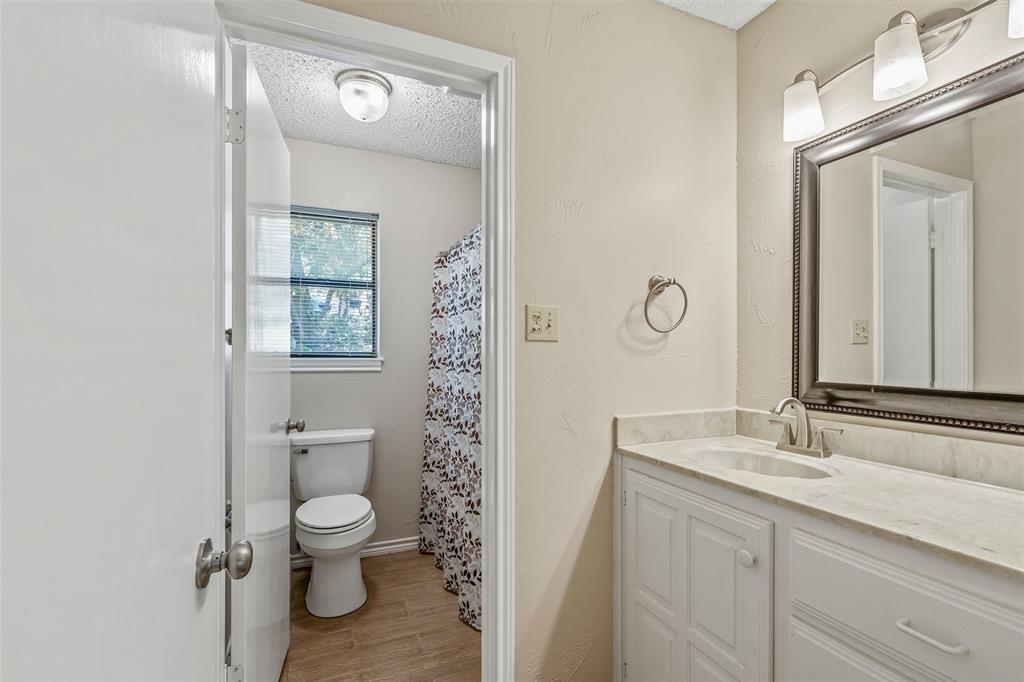 Lake Brenda - Residential