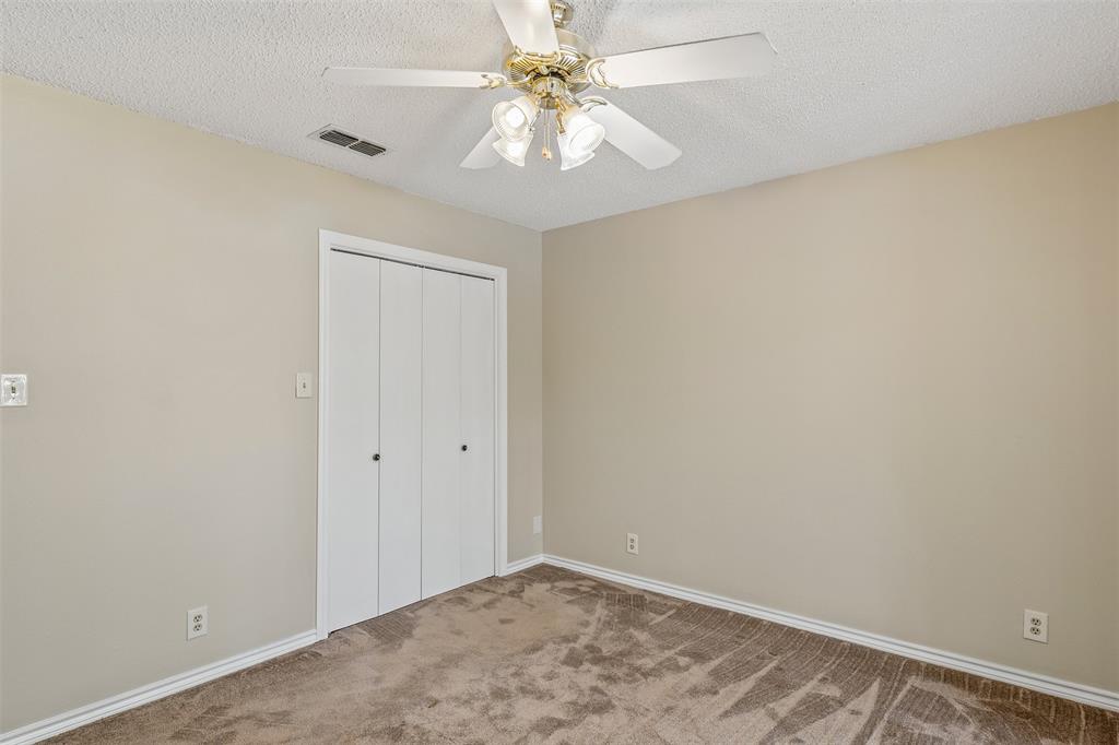 Lake Brenda - Residential