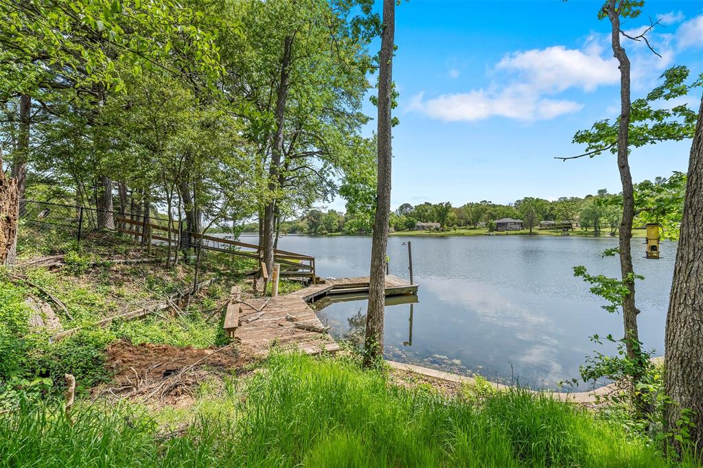 Lake Brenda - Residential