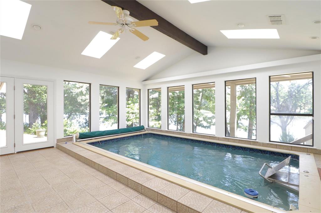 Lake Brenda - Residential