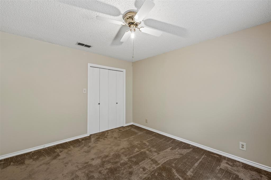 Lake Brenda - Residential