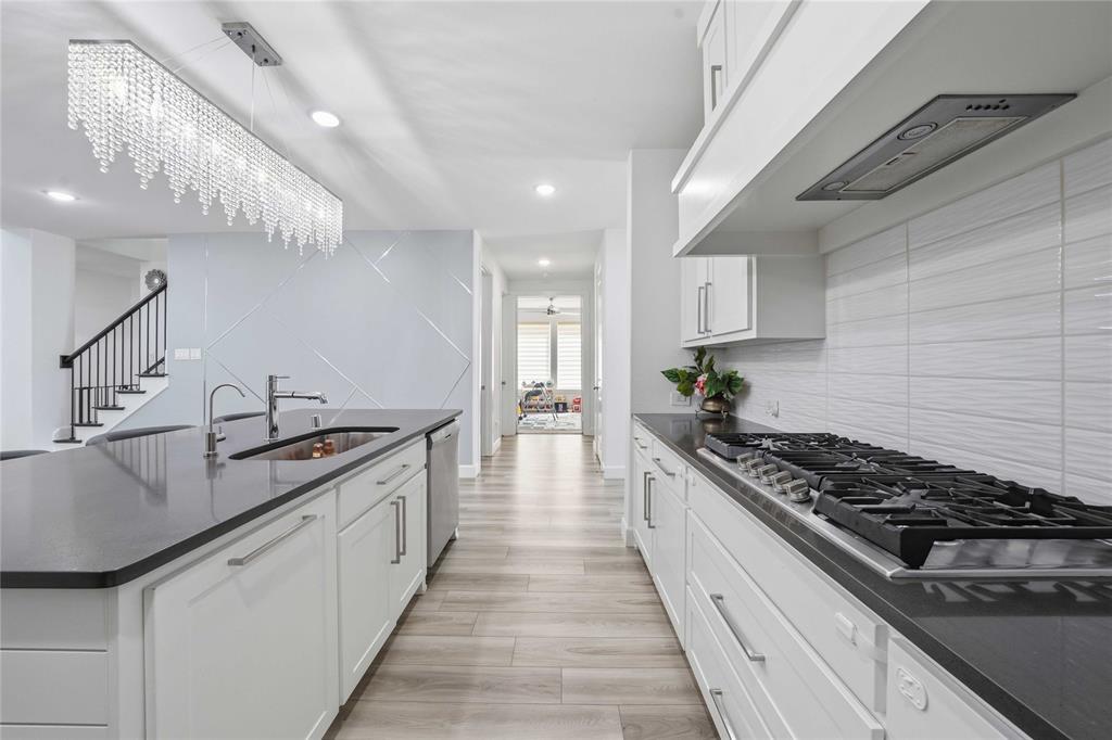 2708 Rolling Meadow Road