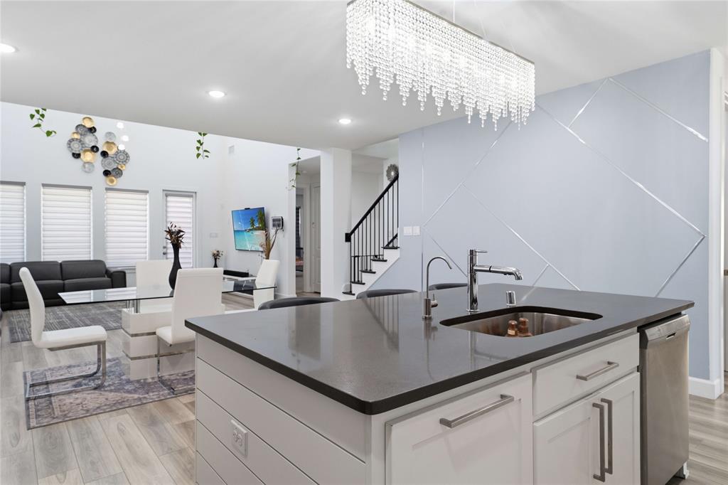 2708 Rolling Meadow Road