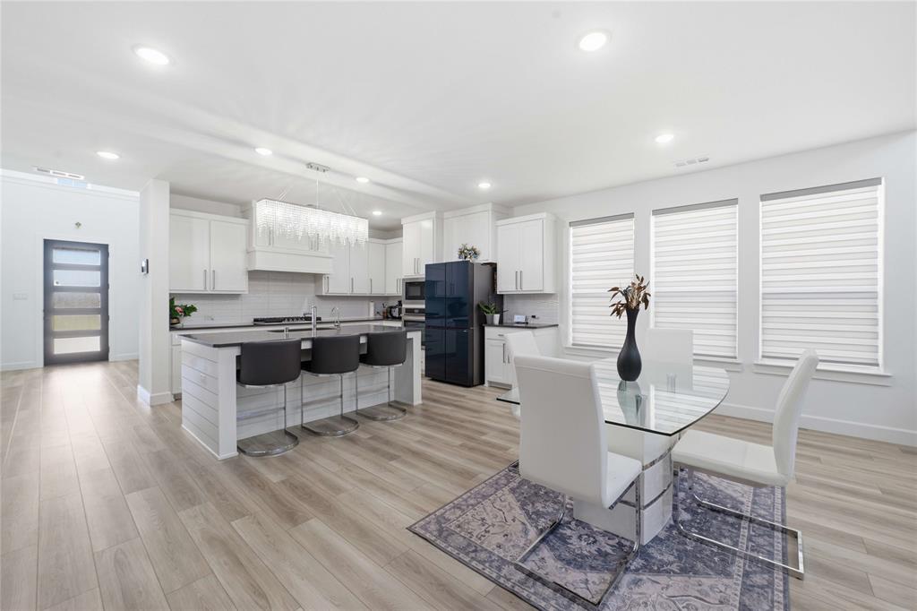 2708 Rolling Meadow Road