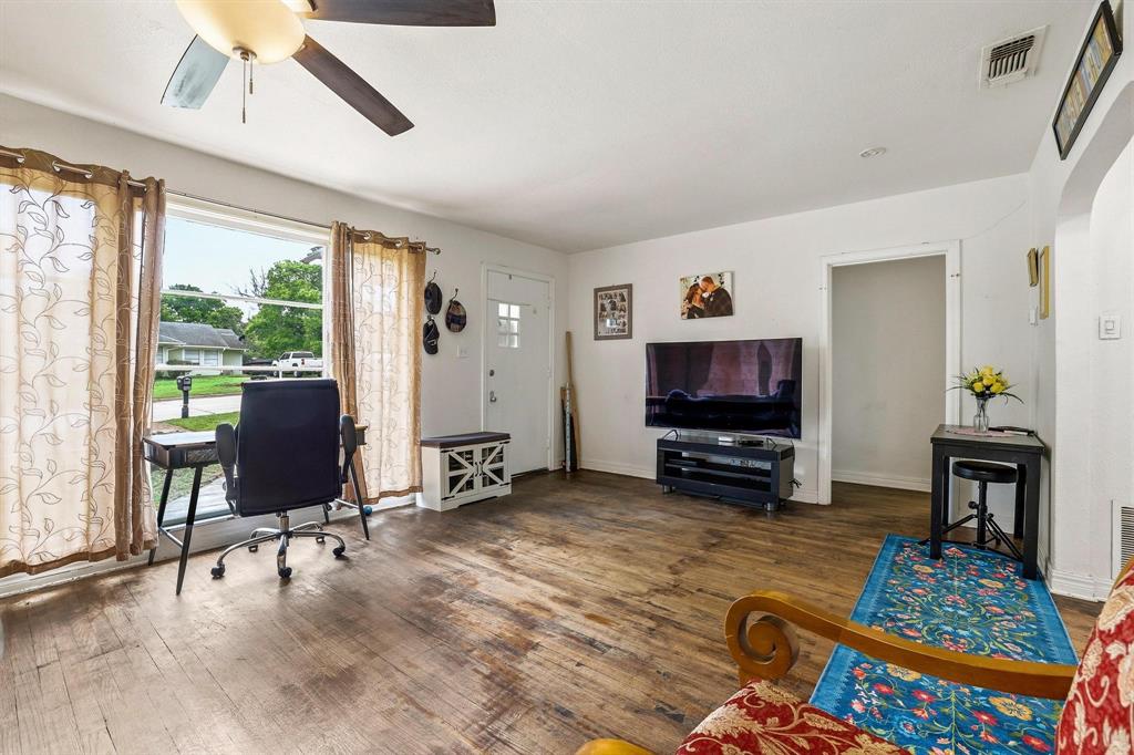 MUNSON & PURINTON, - Residential