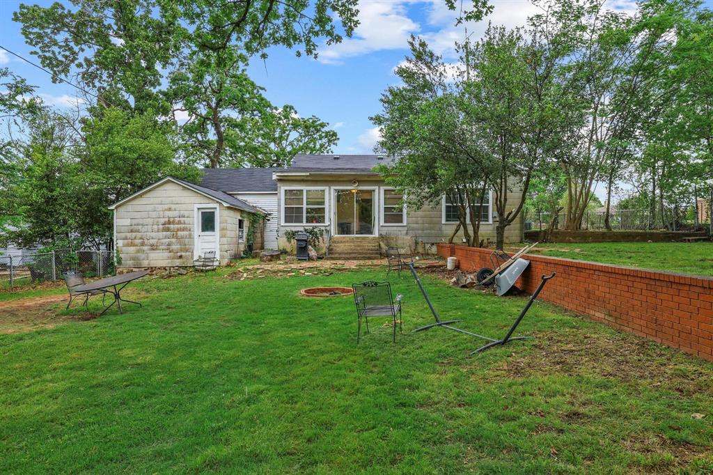 MUNSON & PURINTON, - Residential