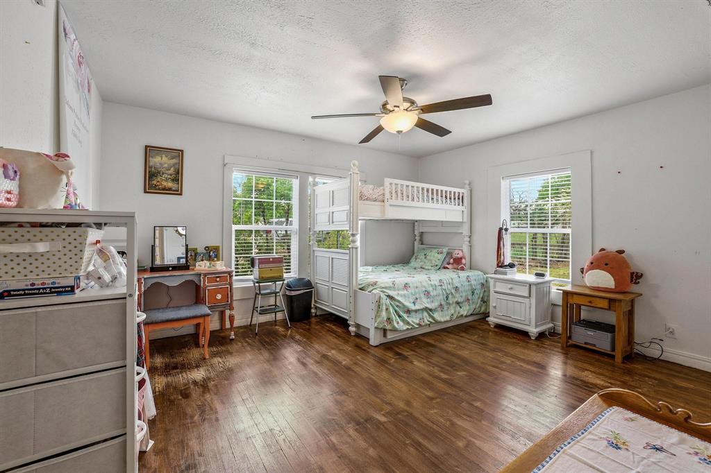 MUNSON & PURINTON, - Residential