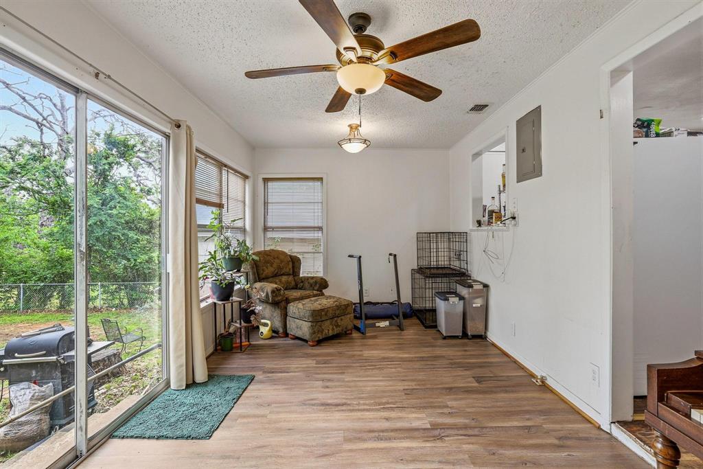 MUNSON & PURINTON, - Residential