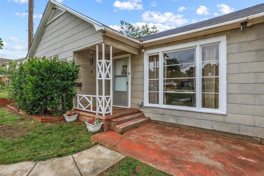 MUNSON & PURINTON, - Residential