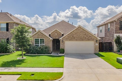 Photo of 3705 Cicada Lane, Mansfield, TX 76084 (MLS # 21329203)