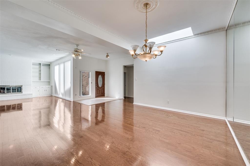 Trafalgar Square Ph 04 - Residential