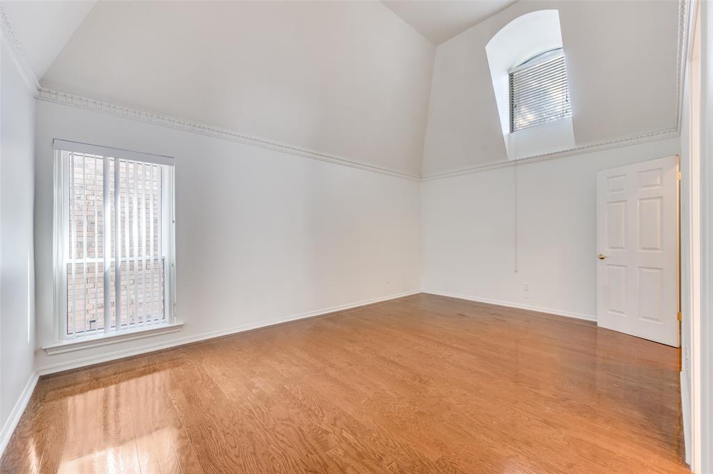 Trafalgar Square Ph 04 - Residential