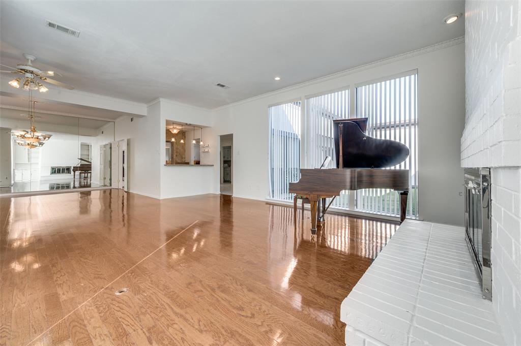 Trafalgar Square Ph 04 - Residential