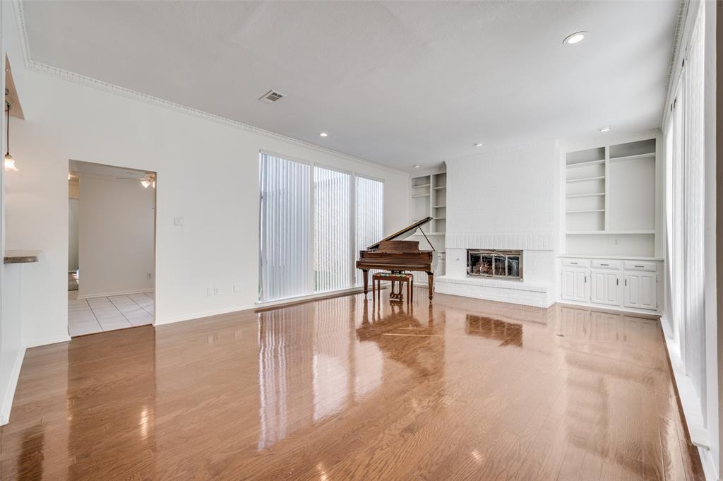 Trafalgar Square Ph 04 - Residential