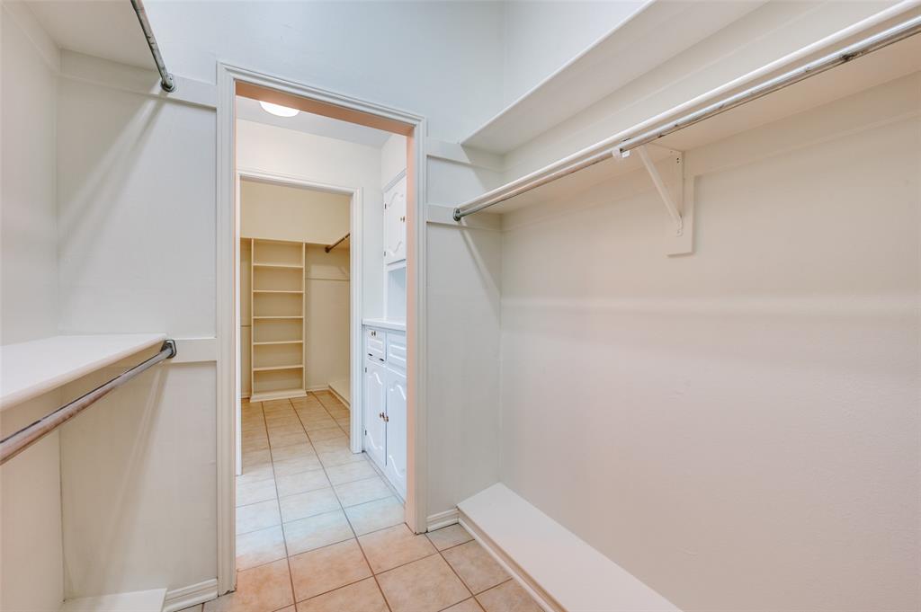 Trafalgar Square Ph 04 - Residential