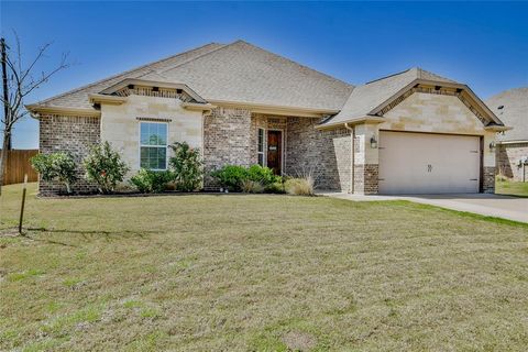 Photo of 201 Bayless Avenue, Godley, TX 76044 (MLS # 21101198)