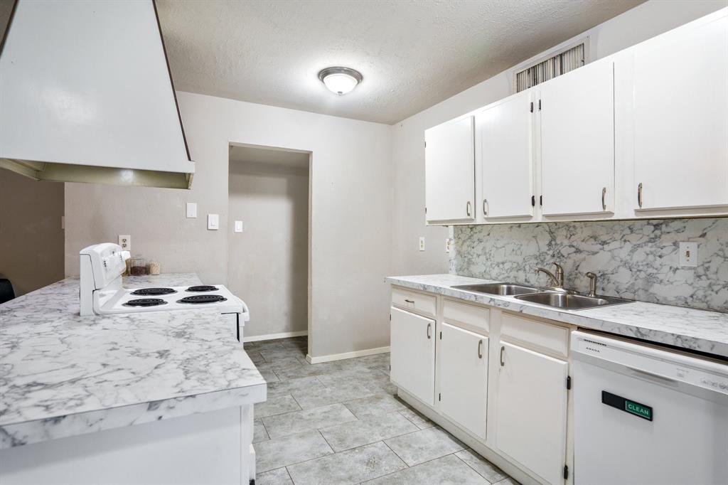 Hillside Village 8 - Residential