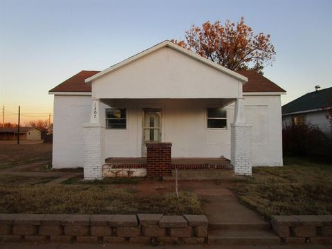 Photo of 1307 9th Street, Paducah, TX 79248 (MLS # 21136589)