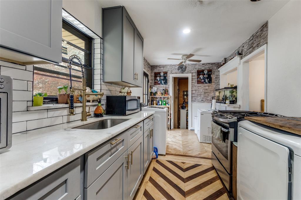 Casa View Heights - Residential