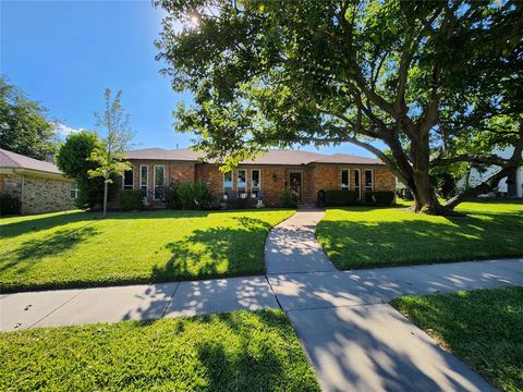 1023 Ridgefield Drive Plano TX 75075