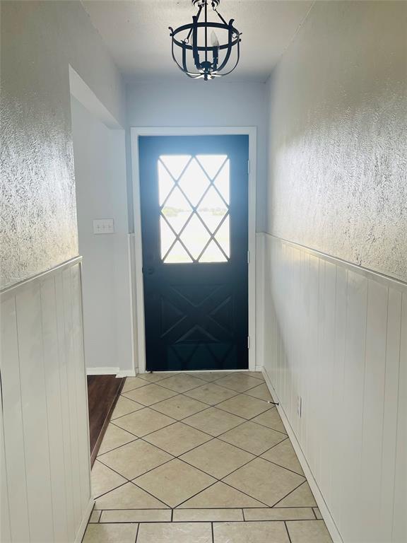 JAMES R CAMPBELL - Residential Lease