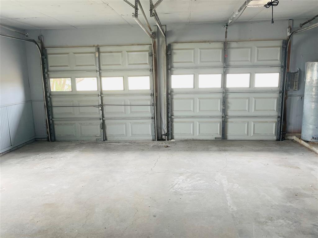 JAMES R CAMPBELL - Residential Lease